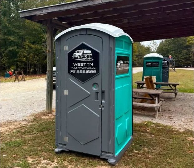 Portable restroom rental
